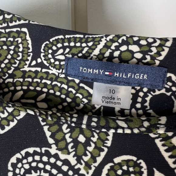 Tommy Hilfinger Olive, Black and cream paisley pattern dress sz 10 - Picture 4 of 5